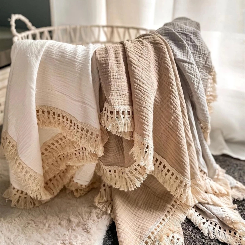Muslin Cotton Bedspread - Selimut Berpinggiran Kain Katun untuk Bayi